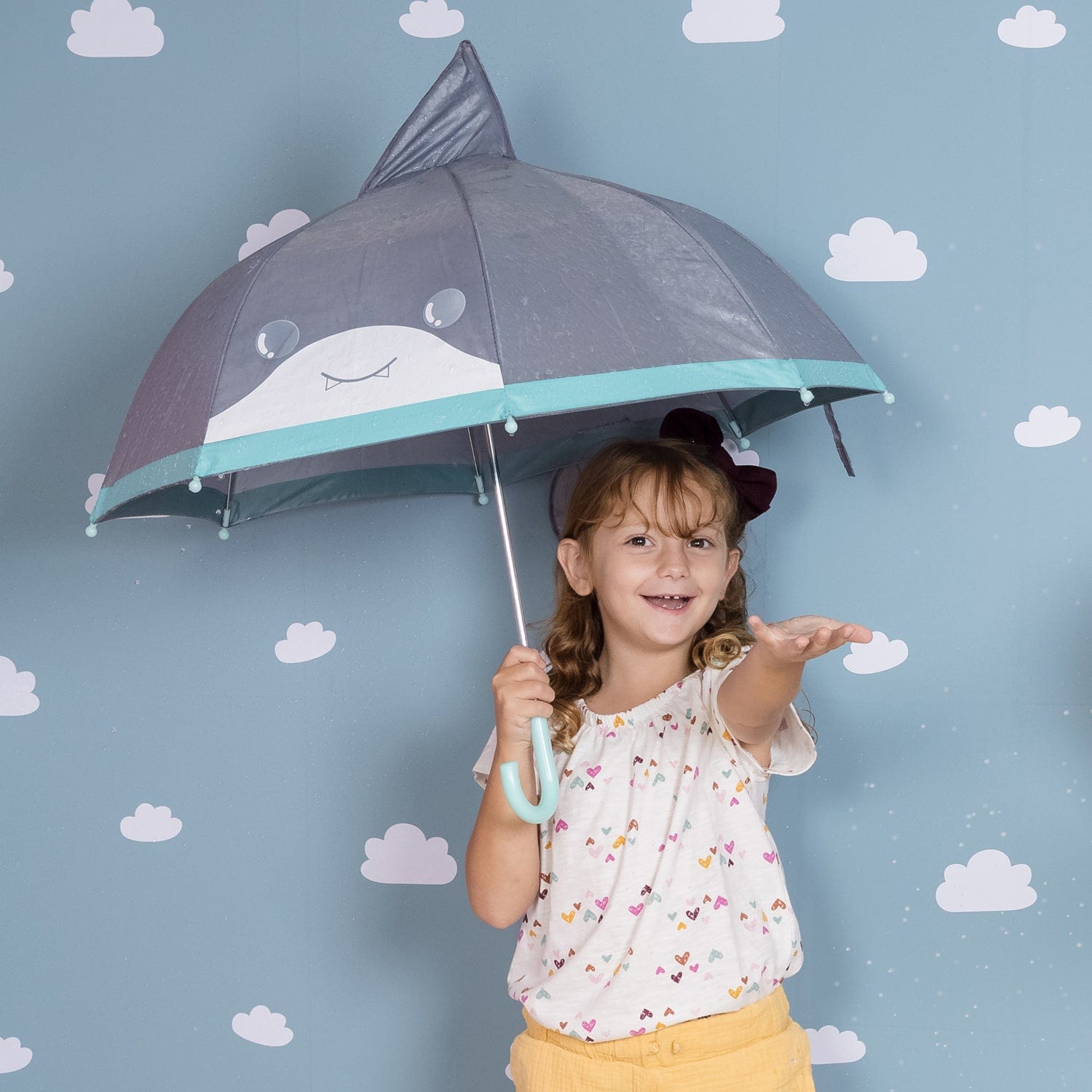 Be Bright Shark Kids Umbrella - Interactive Magic Reveal